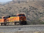 BNSF 7811 Leading South